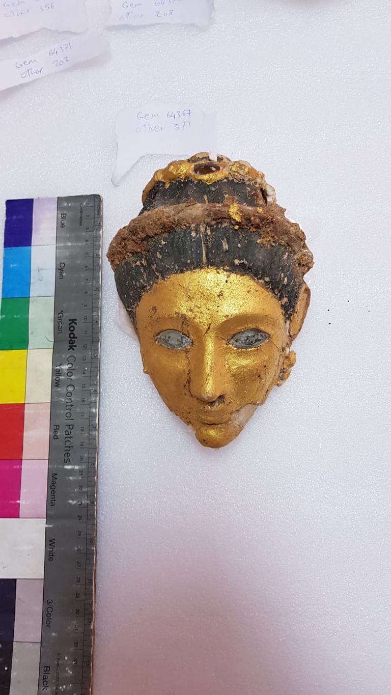 المتحف المصري الكبير يستقبل 71 قطعة أثرية