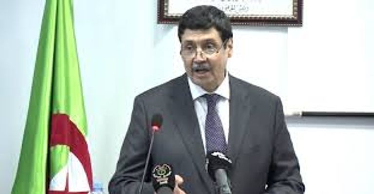 وزير المجاهدين الجزائري