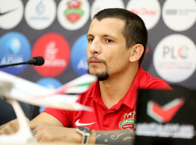 خوسيه سييرا مدرب شباب الأهلي دبي