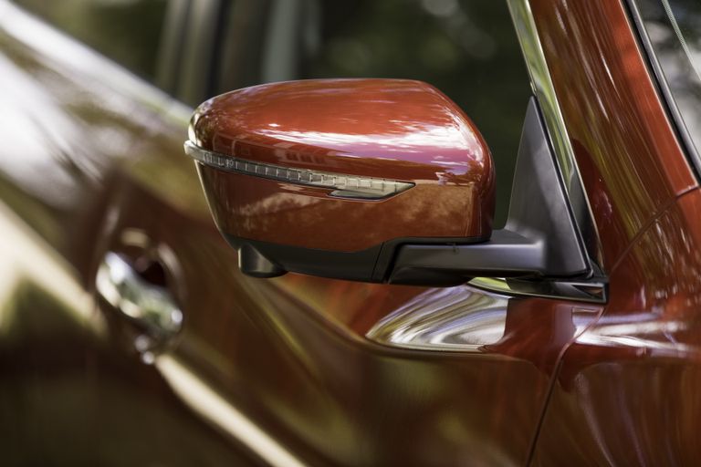 السيارة نيسان روج 2019