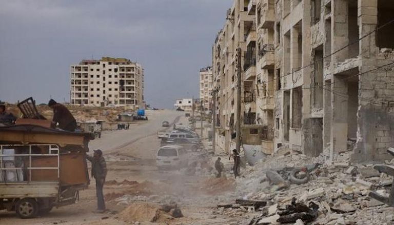 آثار الدمار الذي خلفه قصف النظام على إدلب - أرشيفية