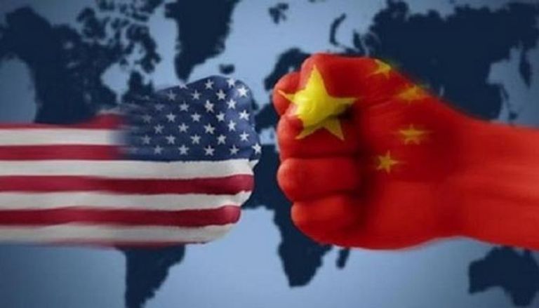بكين وواشنطن تتبادلان التصريحات في حرب التجارة