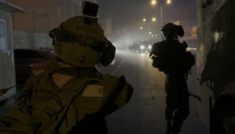 قوات الاحتلال الإسرائيلي خلال حملة اعتقالات - أرشيفية