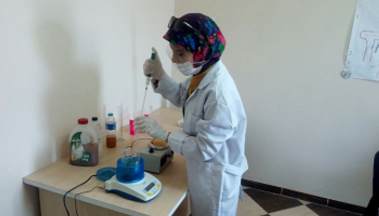 فريق شركة إعادة استعمال زيوت الطعام