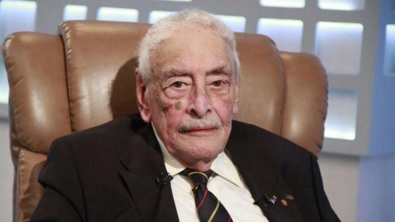 رحيل الفنان جميل راتب عن 92 عاما