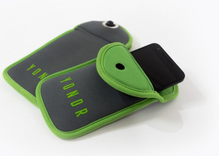 جهاز لتعطيل هواتف الطلاب في مدارس إيطاليا 