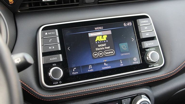 نيسان كيكس 2018