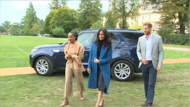 الأمير هاري وميجان ميركل ووالدتها