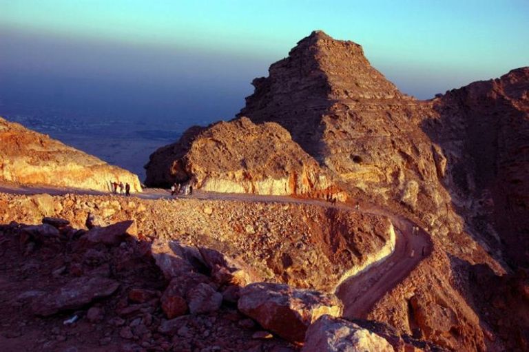 جبل حفيت بأبوظبي