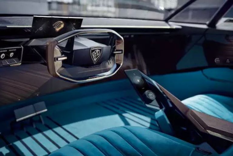 السيارة بيجو e-Legend