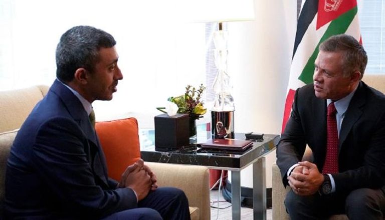 العاهل الأردني يلتقي الشيخ عبدالله بن زايد على هامش اجتماعات الأمم المتحدة