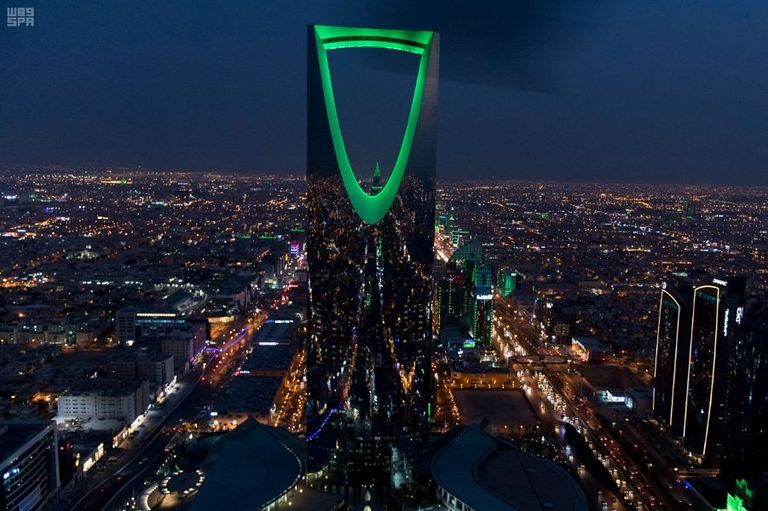 "الرياض" في أبهى صورها احتفاء باليوم الوطني الـ 88