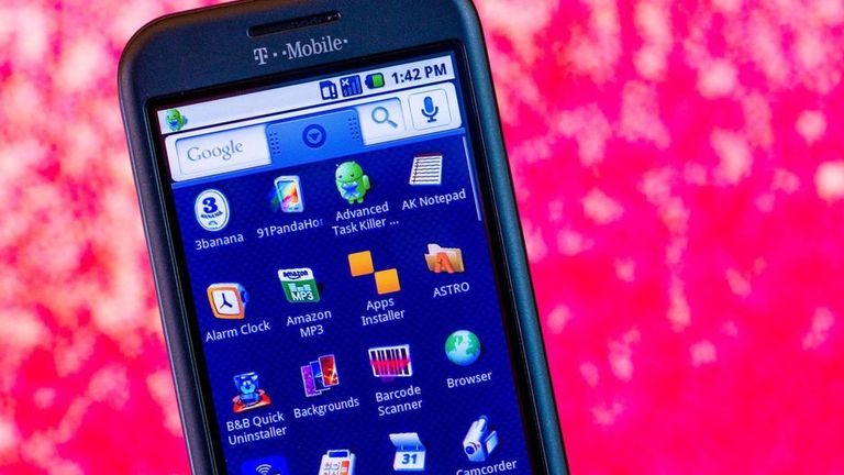 الهاتف T-Mobile G1 - صورة أرشيفية