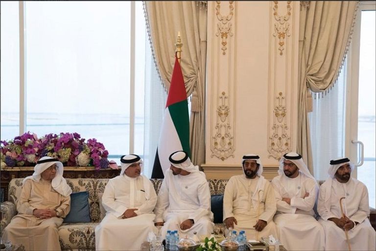 الشيخ محمد بن زايد آل نهيان والأمير سلمان بن حمد آل خليفة