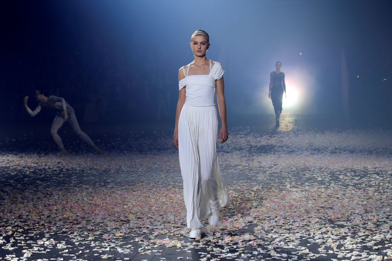 مجموعة ديور dior لربيع وصيف ٢٠١٩ عرض أزياء ديور