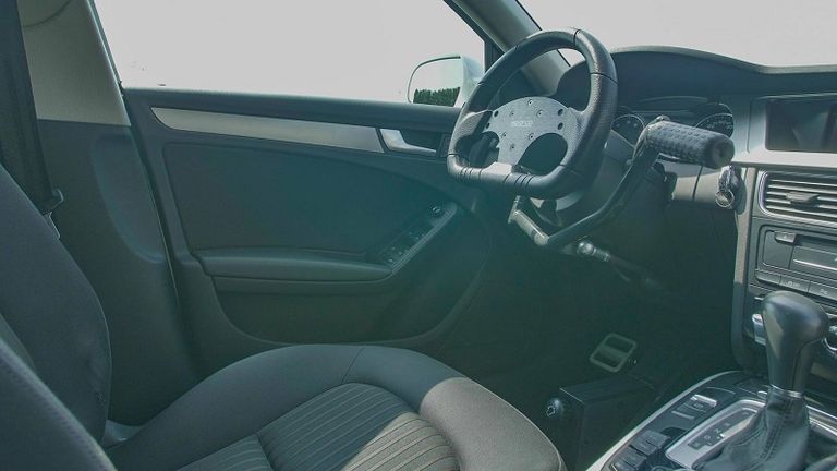 نموذج السيارة FitCar الاختباري