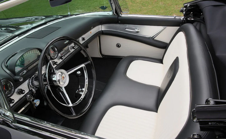 سيارة مارلين مونرو