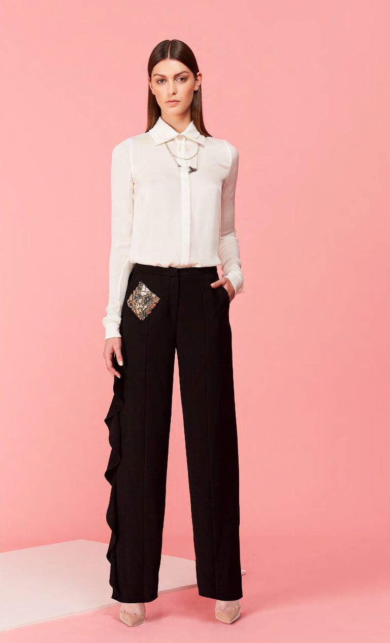 مجموعة أزياء للمصممة السعودية هنيدة صيرفي المصممة السعودية هنيدة الصيرفي