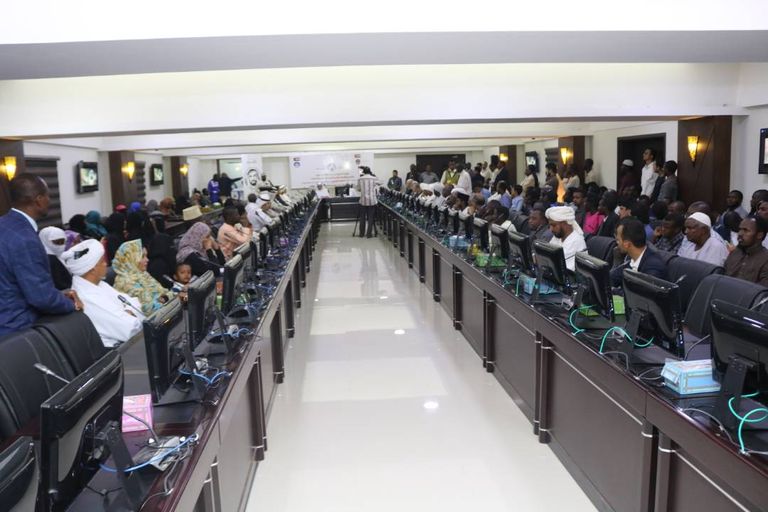 جانب من الندوة