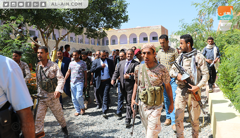 المدرسة أثناء افتتاحها