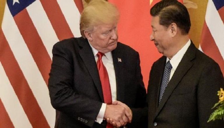 الرئيس الأمريكي ترامب ونظيره الصيني شي جين بينغ 