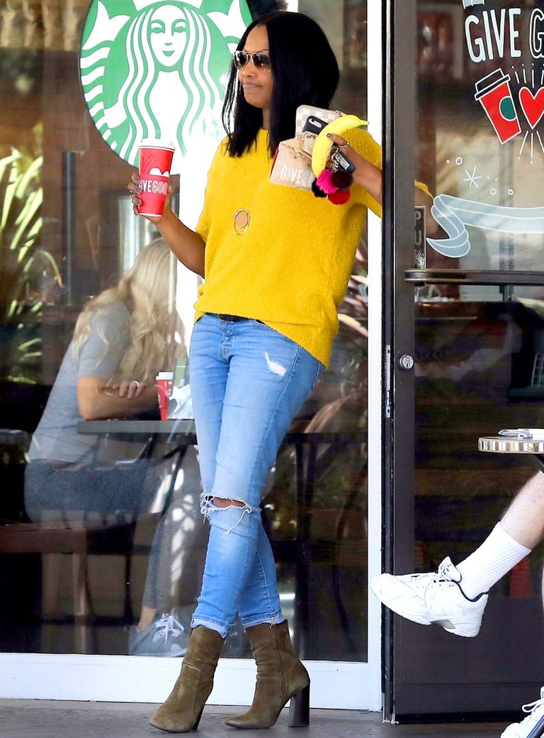 جيمس فرانكو يحتسي القهوة - صورة أرشيفية