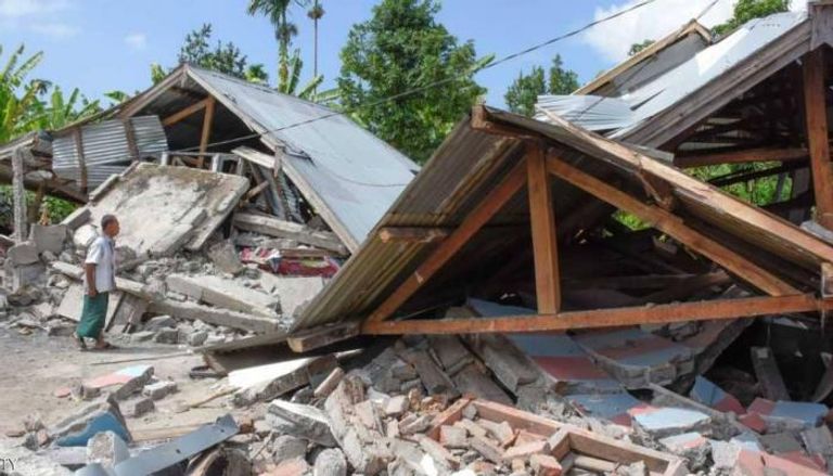 مئات القتلى بسبب زلزال وتسونامي في إندونيسيا - أرشيفية