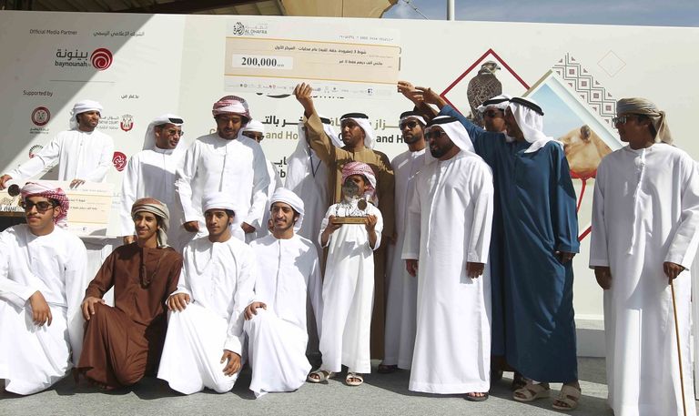 100 ألف زائر في مهرجان الظفرة التراثي بالإمارات