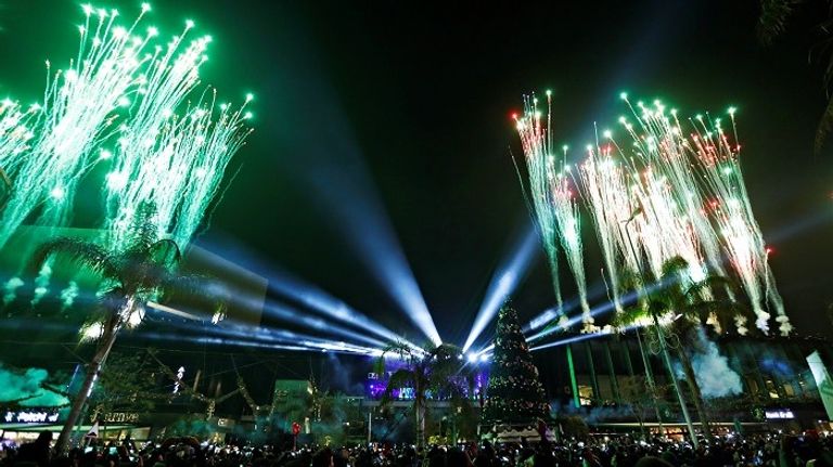 بالصور.. احتفالات المصريين بالعام الجديد