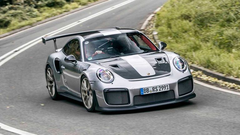 جيرمي كلاركسون خبير السيارات البريطاني