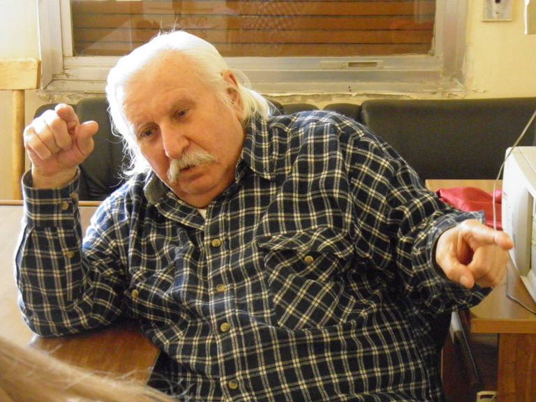 محمد محفل مع أساتذة وطلبة معهد شايو للدراسات العليا في مجال الآثار