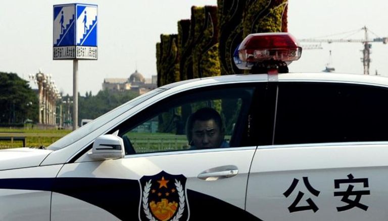 أحد أفراد الشرطة الصينية 