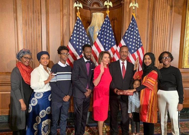 رشيدة طليب تؤدي القسم القانوني