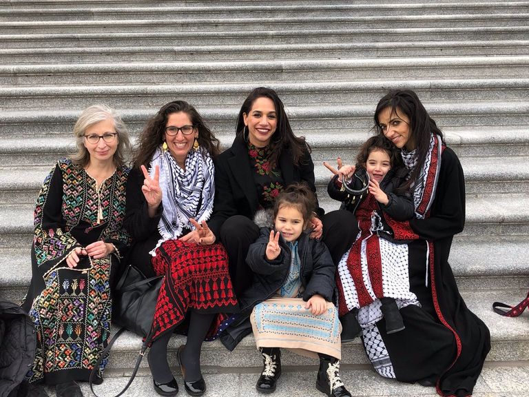 رشيدة طليب تؤدي القسم القانوني