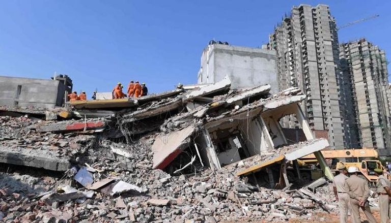 مصرع 6 أشخاص على الأقل بانهيار مبنى في نيودلهي - أرشيفية