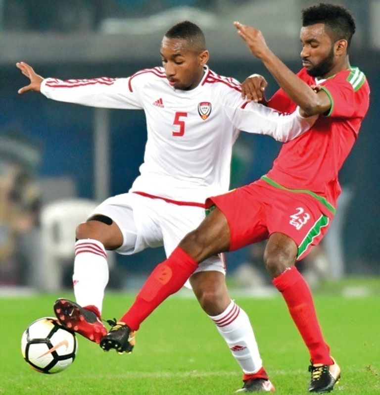 سالمين خلال مواجهة سابقة مع الأبيض منتخب الإمارات