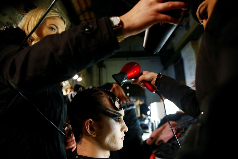 أحدث وأغرب الصيحات في أسبوع الموضة لأزياء الرجال بلندن