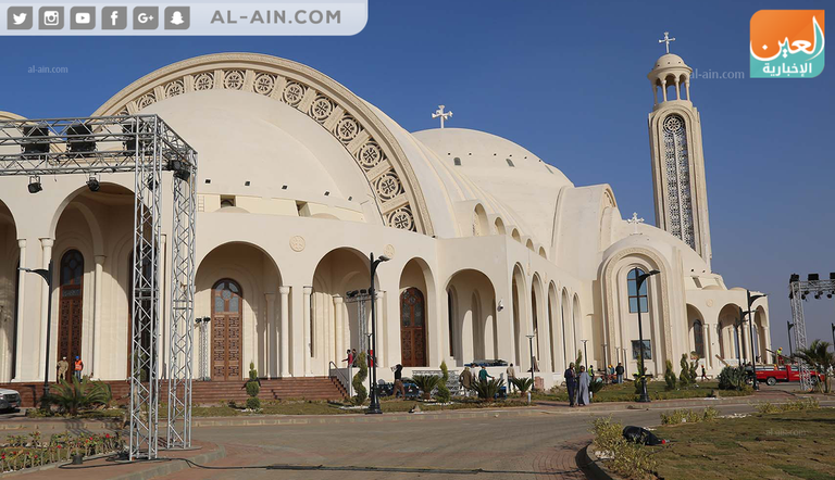 العين الإخبارية داخل أكبر كاتدرائية ومسجد بعاصمة مصر الإدارية الجديدة مسجد الفتاح العليم وكاتدرائية ميلاد المسيح في العاصمة الإدارية الجديدة بمصر