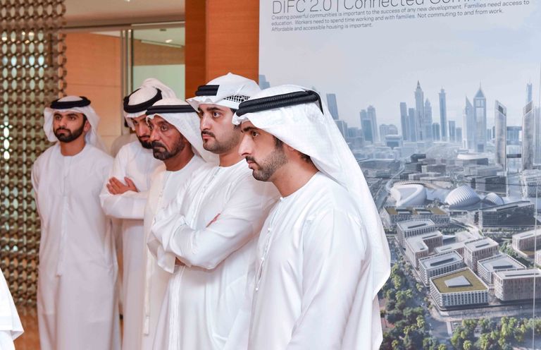 الشيخ محمد بن راشد يعتمد مرحلة جديدة من مراحل مركز دبي المالي العالمي