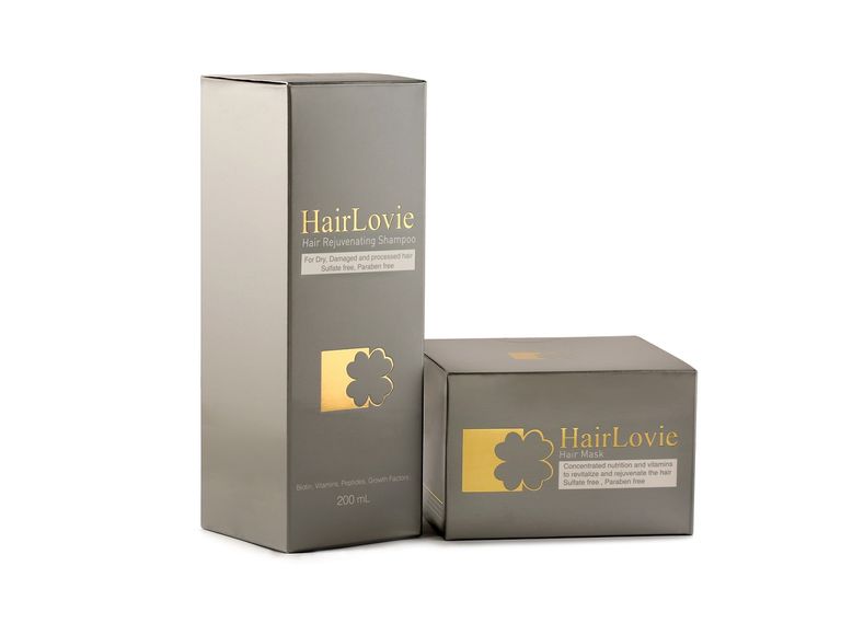 الطبيبة مريم الملا 