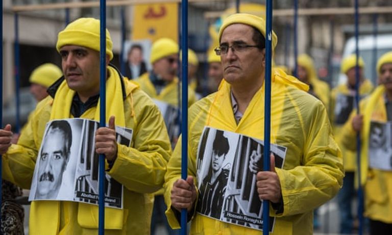 احتجاجات سابقة ضد الإعدامات داخل سجون النظام الإيراني مظاهرة مناهضة للإعدامات في إيران- أرشيفية