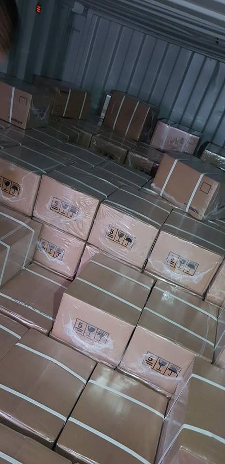 شحنة مسدسات تركية مهربة إلى ليبيا