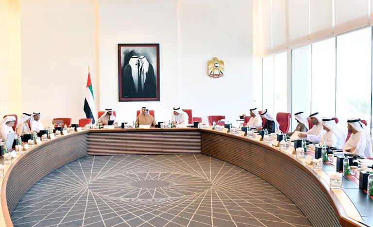 منصور بن زايد يرأس اجتماع شركة مبادلة للاستثمار
