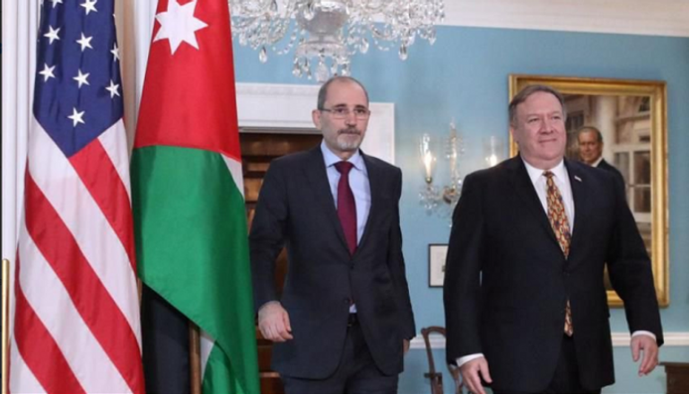 وزير الخارجية الأمريكي مايك بومبيو ونظيره الأردني أيمن الصفدي