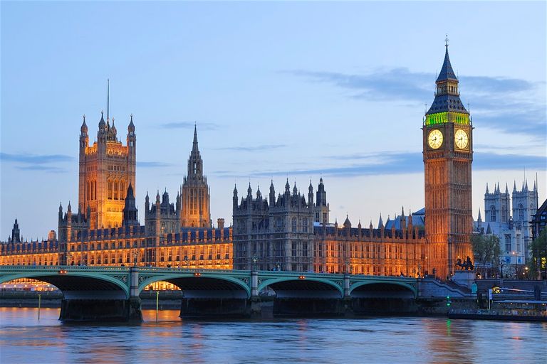 10 معالم سياحية في لندن مدينة الضباب والتاريخ والموضة