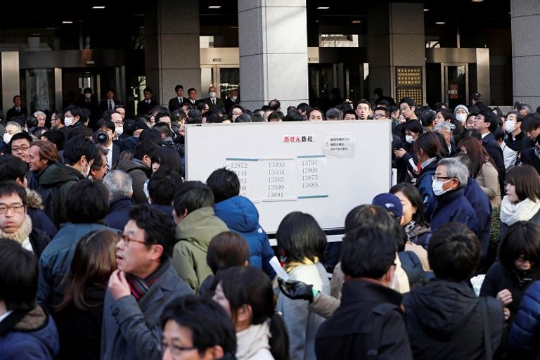 كارلوس غصن يدفع ببراءته في أول ظهور منذ احتجازه