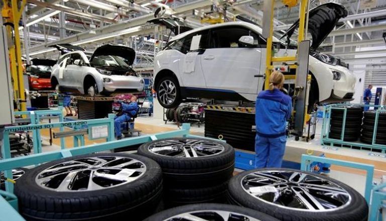 الناتج الصناعي الألماني ينخفض للشهر الثالث على التوالي