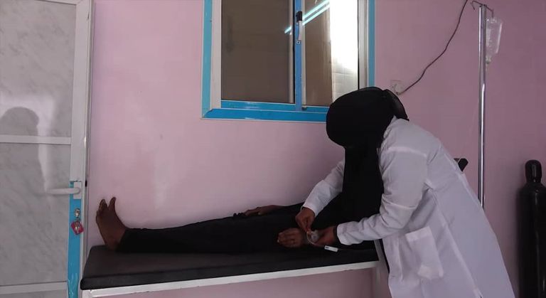 الهلال الأحمر الإماراتي يفتتح أول مركز صحي في منطقة بالحديدة اليمنية 