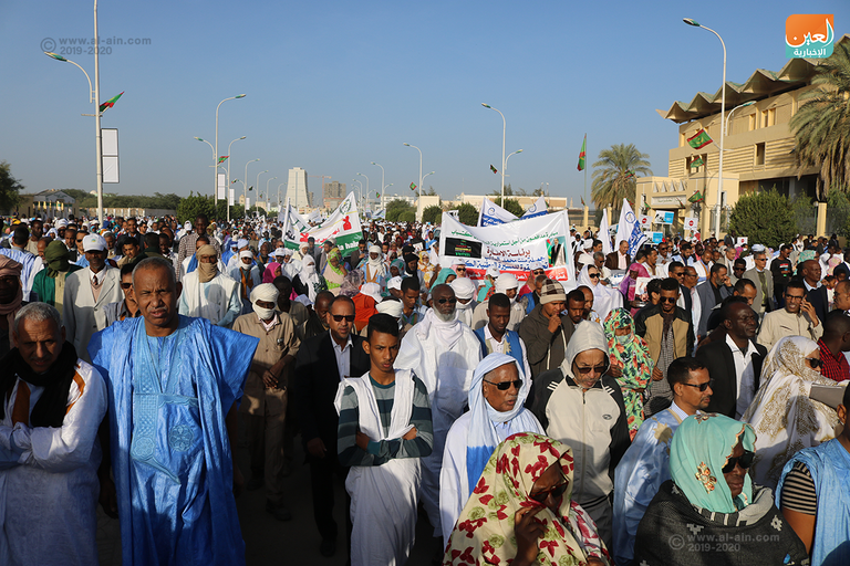الرئيس الموريتاني محمد ولد عبدالعزيز وسط الحشود في نواكشوط