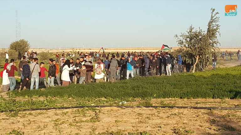 جانب من فعاليات الجمعة الـ42 لمسيرة العودة جانب من فعاليات الجمعة الـ42 لمسيرة العودة